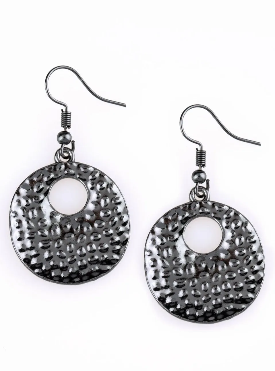 A Taste For Texture Black Earrings