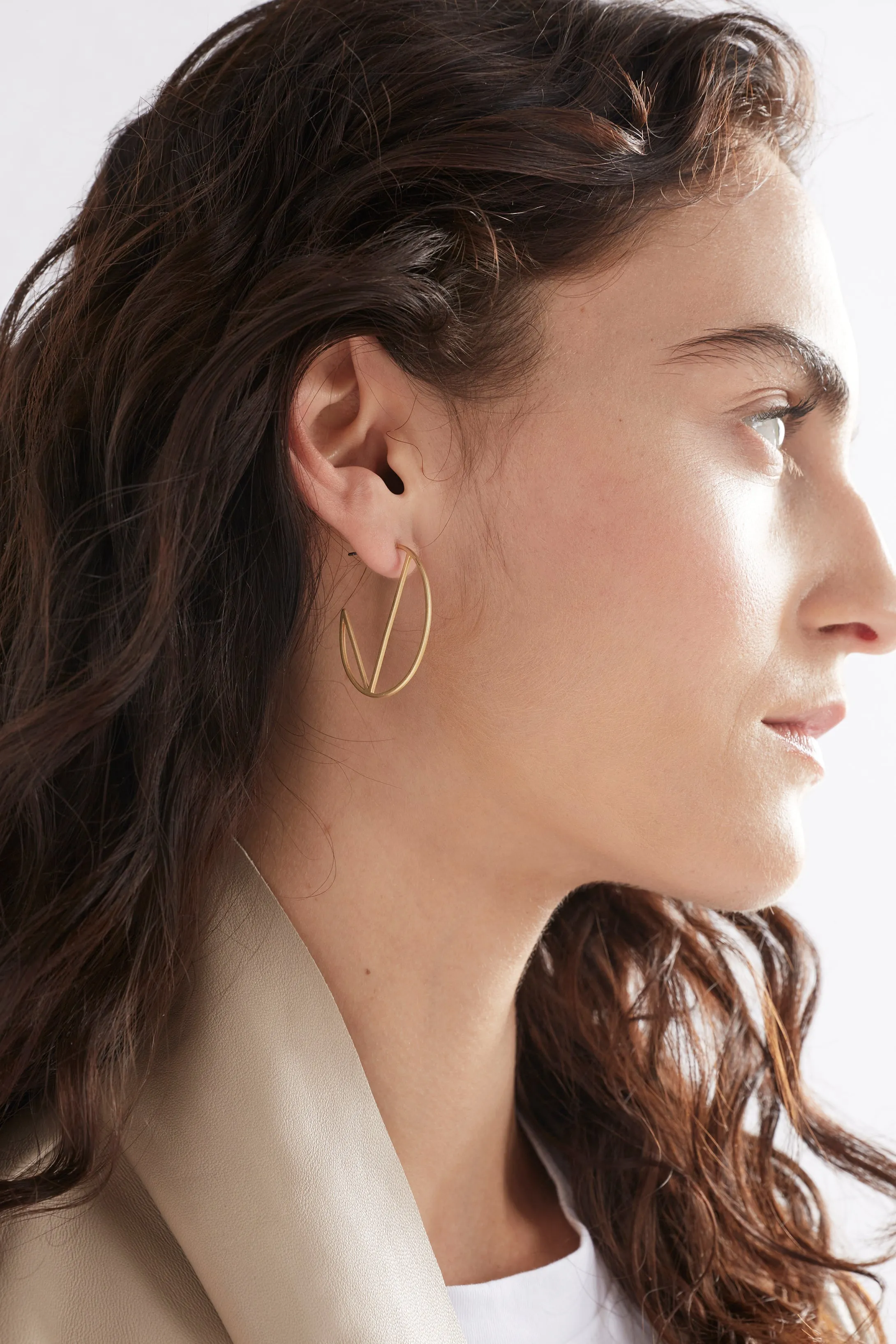 Almi Hoop Earring