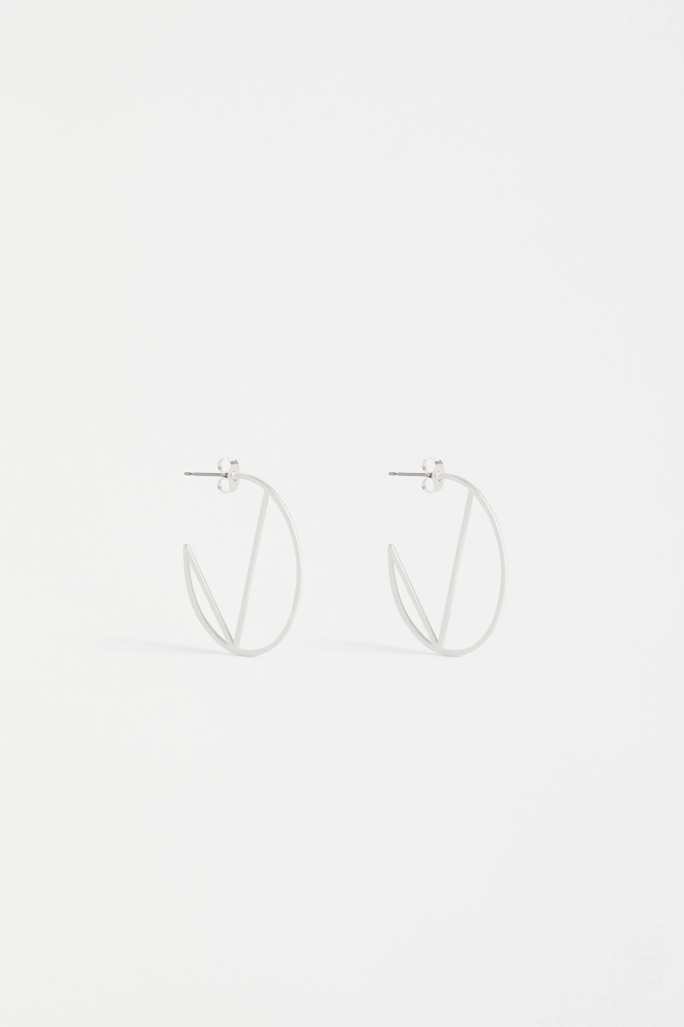 Almi Hoop Earring