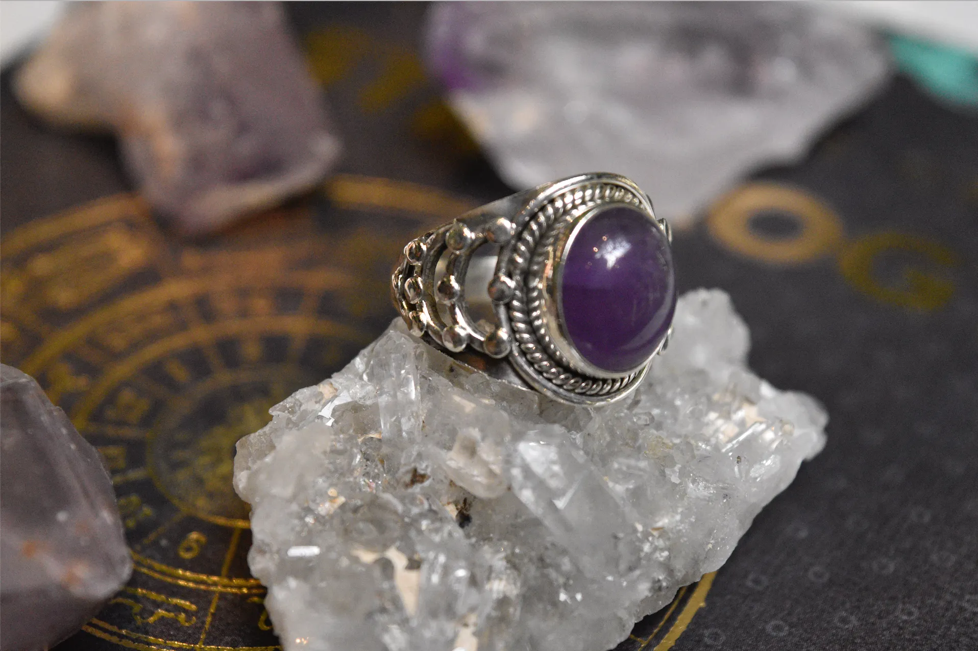 Amethyst Magus Ring (US 8 & 9)