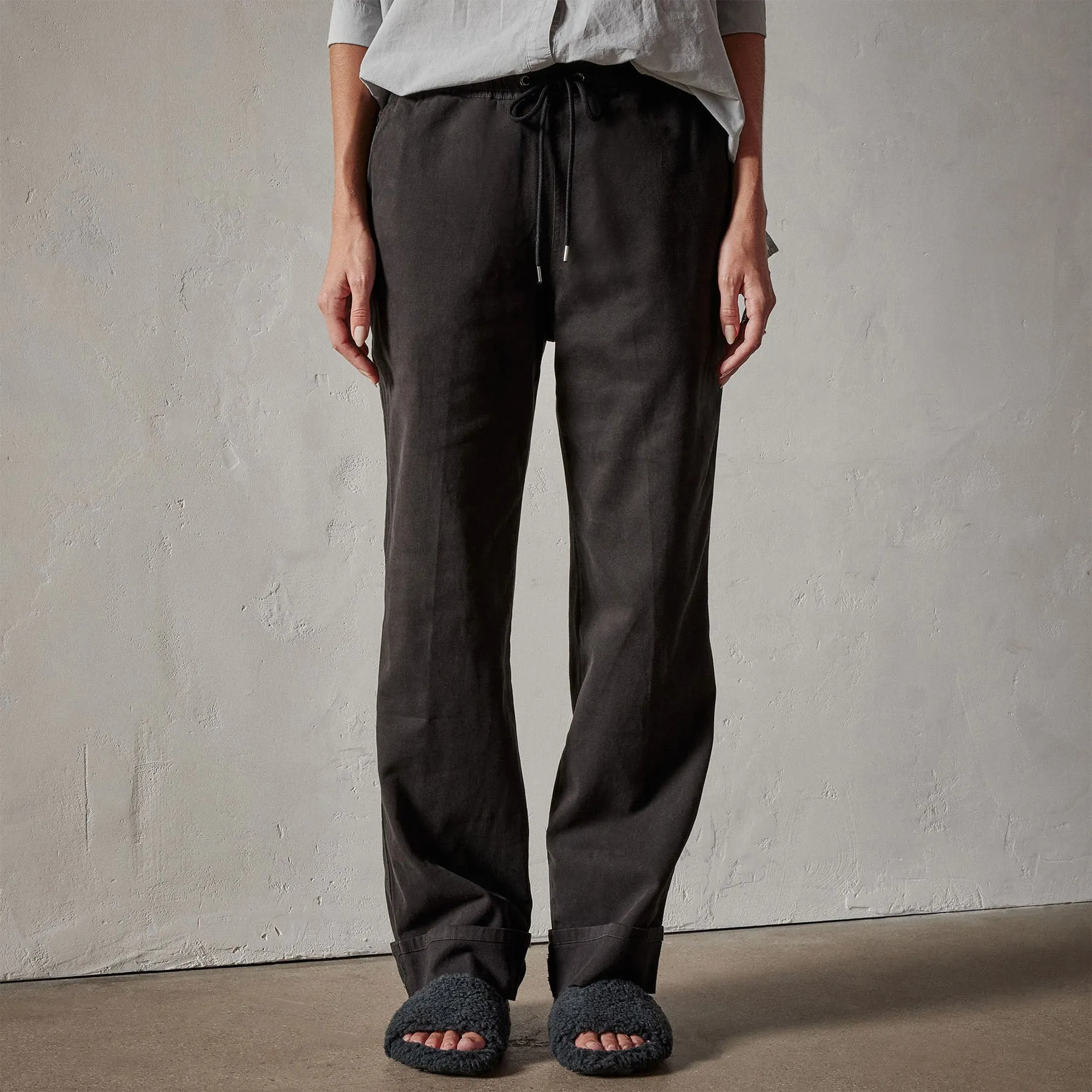 Brushed Cotton Twill Cuffed Trouser - Black