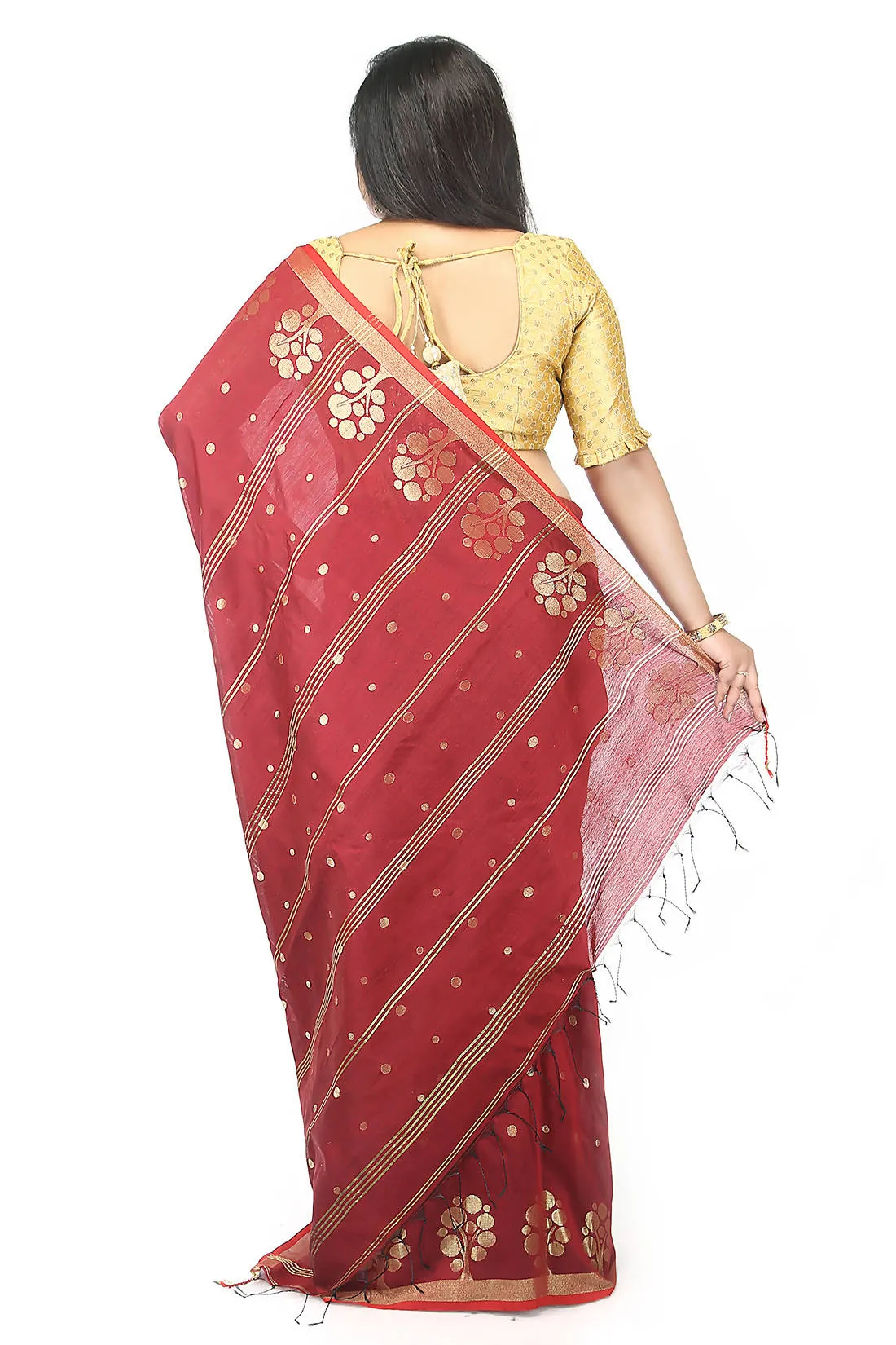 Coco bengal handloom extrawefts work saree