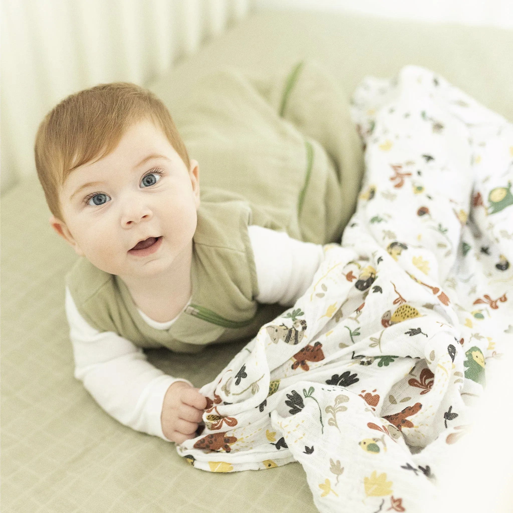 Cotton muslin swaddle - Green Jungle