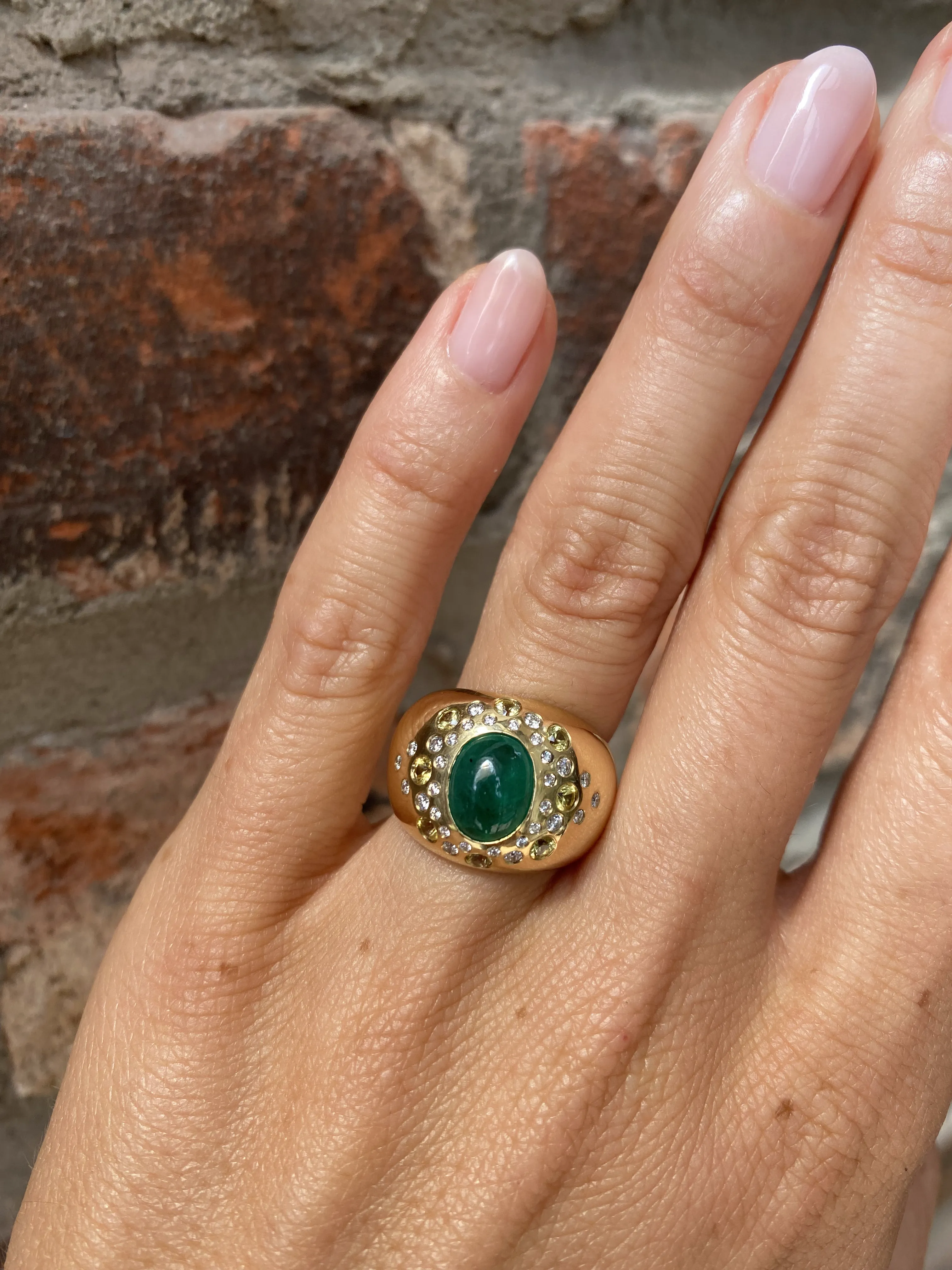 Dome / Emerald Ring