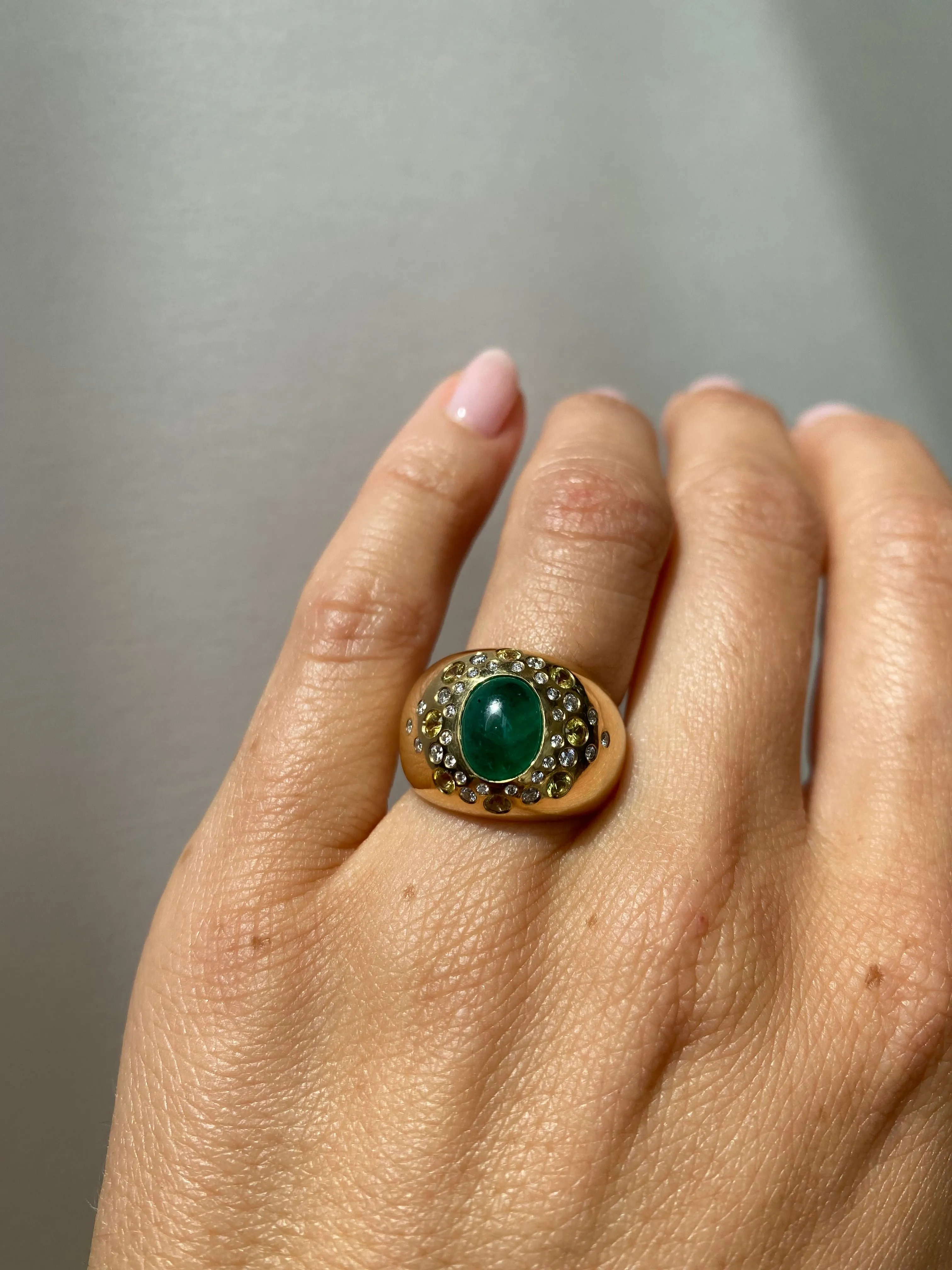 Dome / Emerald Ring