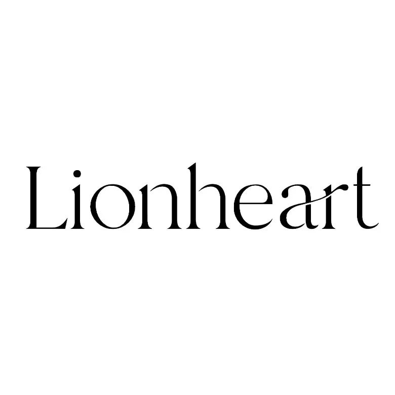 Lionheart - Cassandane - Large Diamond Sun Medallion, Yellow Gold