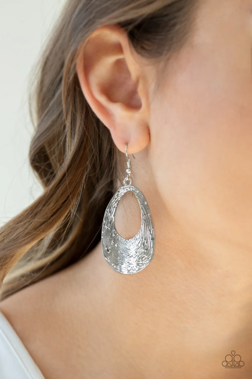 Paparazzi Mean Sheen Silver Earrings