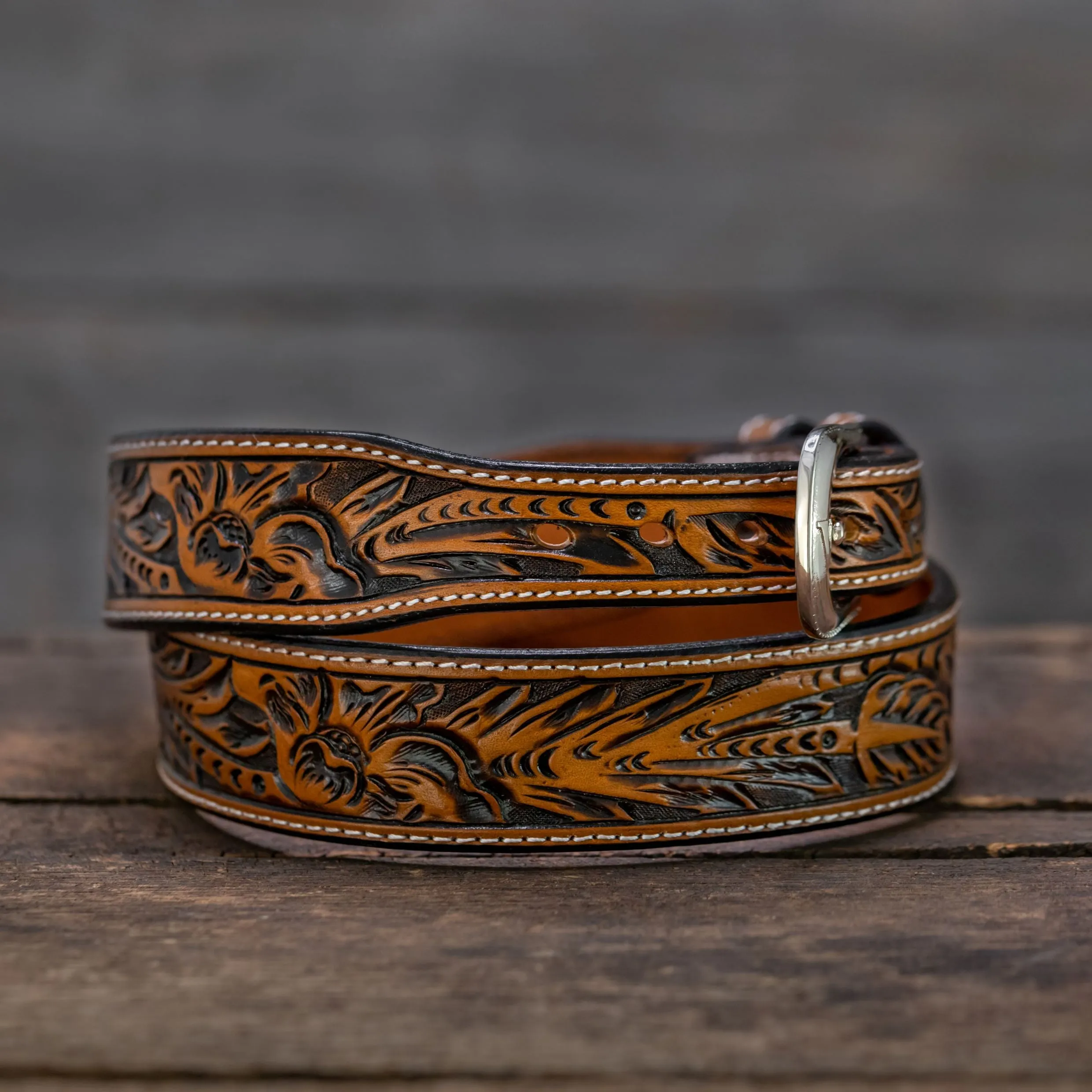 Russet Medium-Dark Oak Leaf Belt