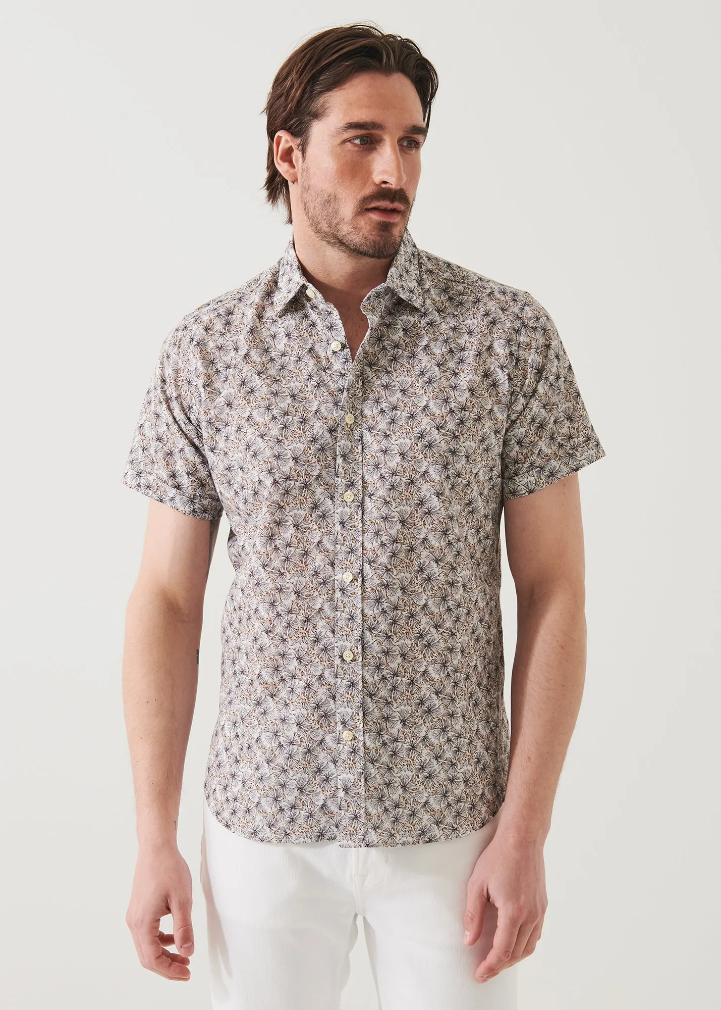 SHORT SLEEVE LEAF PRINT COTTON BUTTON UP