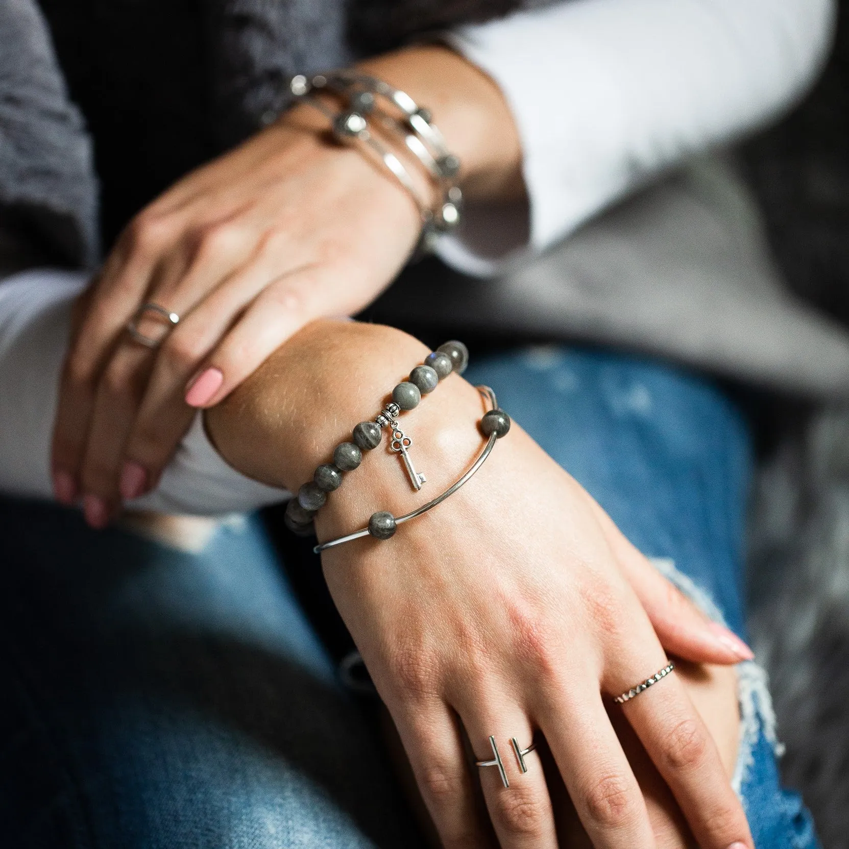 Vermont | Stone Beaded Charm Bracelet | Sodalite -  Inner Peace